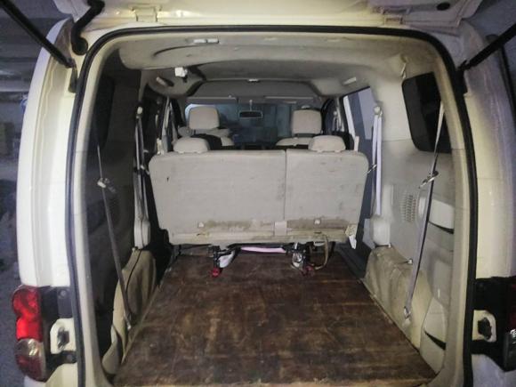 [广州·粤A] 二手日产日产NV2002018款 1.6L CVT豪华型