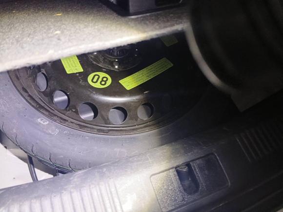 [武汉·鄂A] 二手奥迪奥迪A4L2013款 30 TFSI 自动舒适型