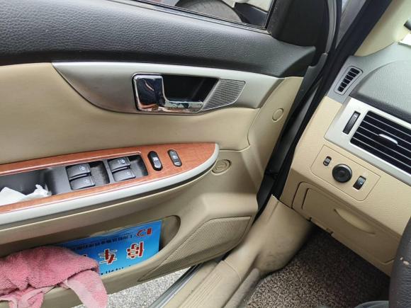 [上海·沪A] 二手别克凯越2013款 1.5L 自动尊享型