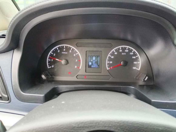 [无锡·苏B] 二手东风风行菱智2022款 M5L 2.0L 实用型 7座