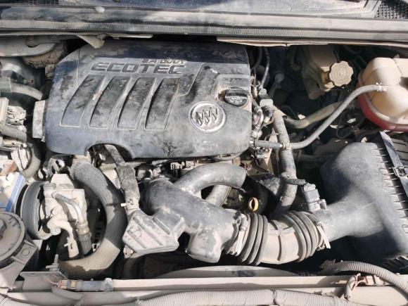 [西安·陕A] 二手别克别克GL82012款 2.4L BASE舒适版