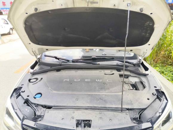 [佛山·粤B] 二手荣威荣威Ei52019款 豪华版