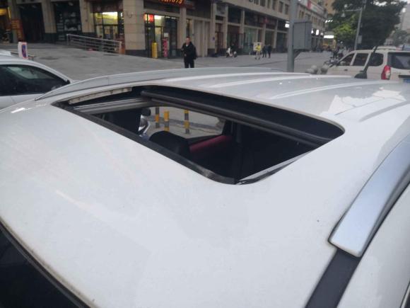 [成都·渝D] 二手奇瑞瑞虎52014款 2.0L CVT家尊版