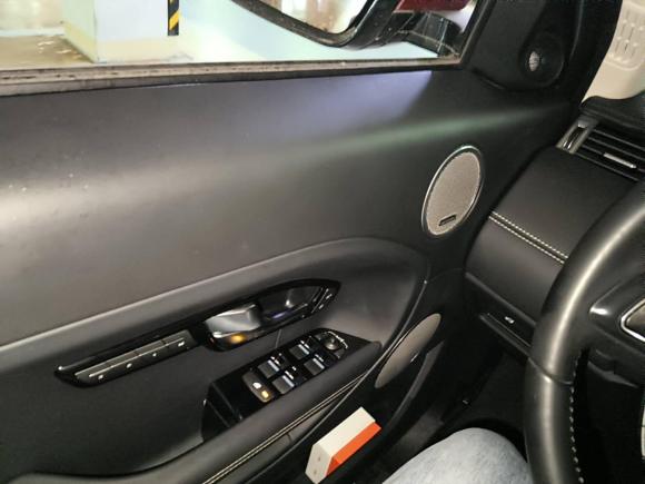 [上海·川A] 二手路虎揽胜极光2013款 2.0T 5门耀致版