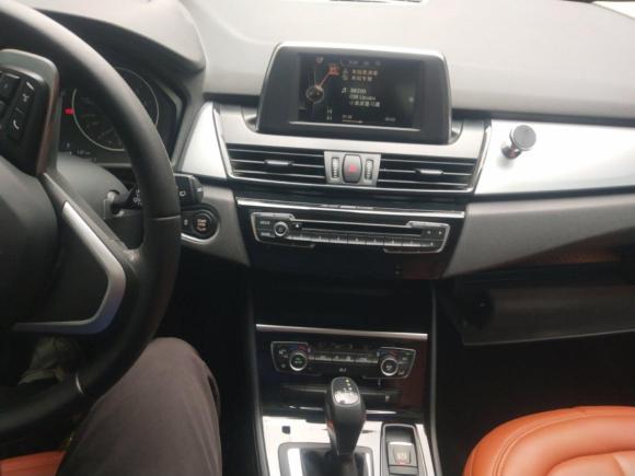 [上海·沪B] 二手宝马宝马2系多功能旅行车2015款 218i 领先型