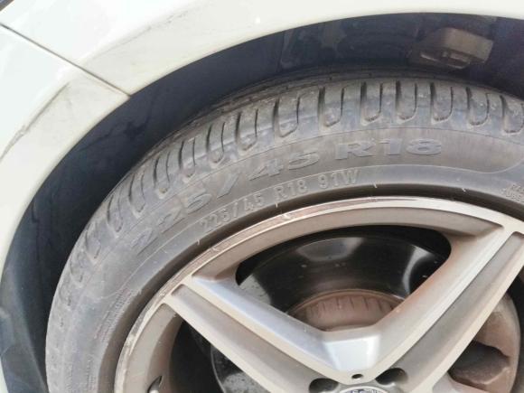 [上海·沪A] 二手奔驰奔驰C级2015款 C 260 L 运动型