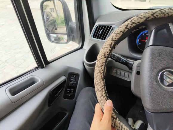 [无锡·苏B] 二手福田图雅诺2021款 2.0T手动通途长轴中顶5/6/7座4F20TC3