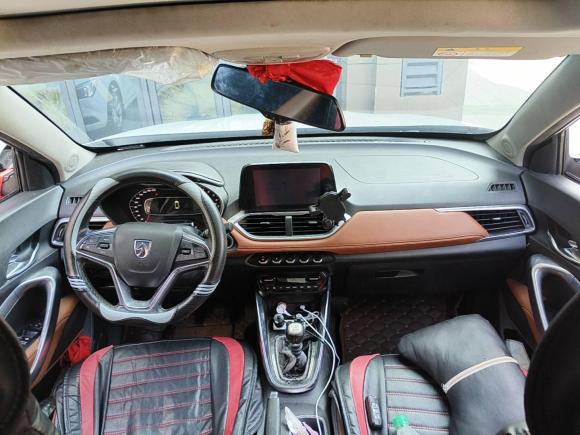 [南昌·赣A] 二手宝骏宝骏5102017款 1.5L 手动豪华型