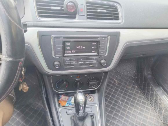 [南京·苏A] 二手大众朗行2015款 1.6L 自动舒适版