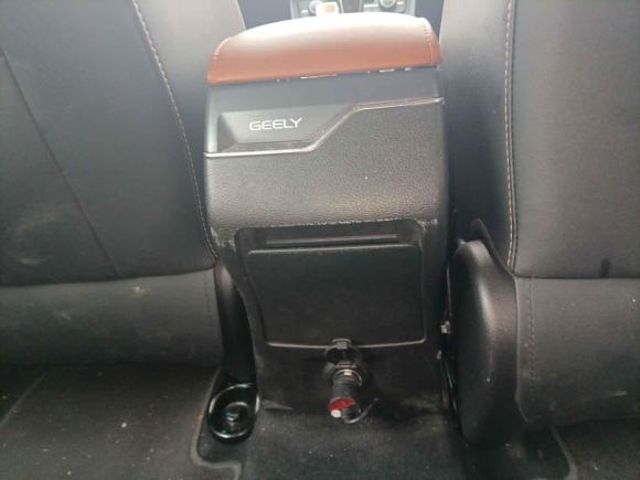 [佛山·粤R] 二手吉利汽车远景S12018款 1.5L CVT锋驰型