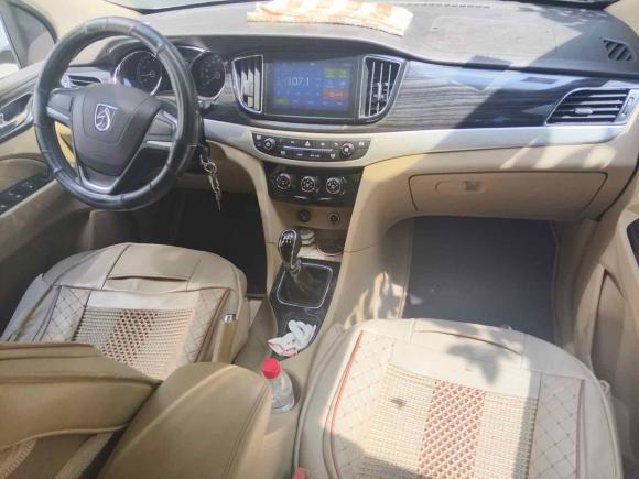 [深圳·粤L] 二手宝骏宝骏7302016款 1.5L 手动舒适型 7座 国V