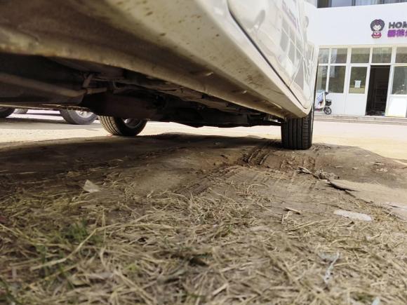 [青岛·鲁U] 二手宝骏宝骏7302016款 改款 1.5L 手动标准型 5座