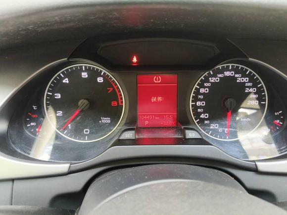 [上海·皖L] 二手奥迪奥迪A4L2011款 2.0 TFSI 标准型