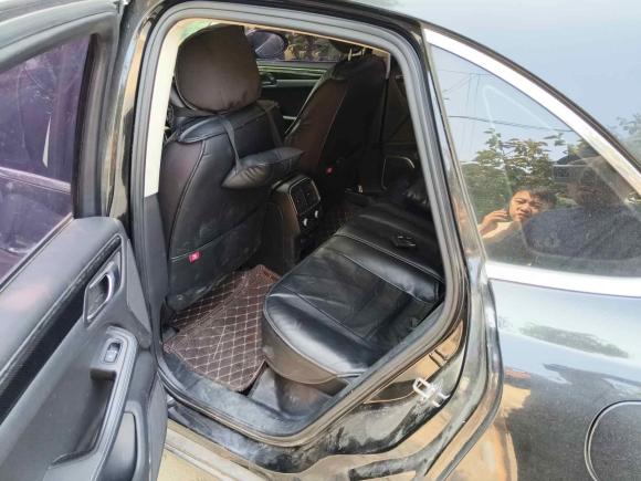 [上海·皖D] 二手众泰众泰SR92017款 2.0T 自动极致之梦版