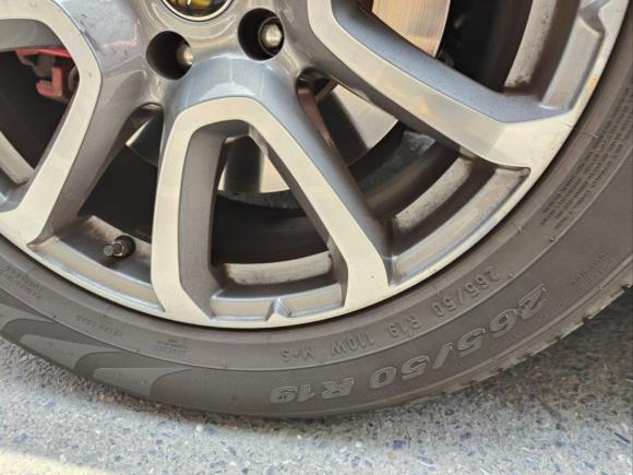 [广州·粤A] 二手玛莎拉蒂Levante2022款 2.0T GT锋芒版