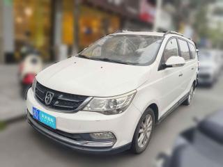 宝骏宝骏7302016款 1.5L 手动舒适型 7座 国V