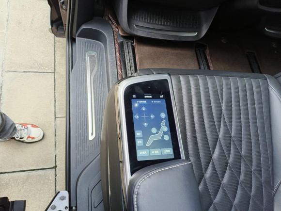 [南京·苏A] 二手上汽大通MAXUS大通G902022款 2.0T 星际旗舰版