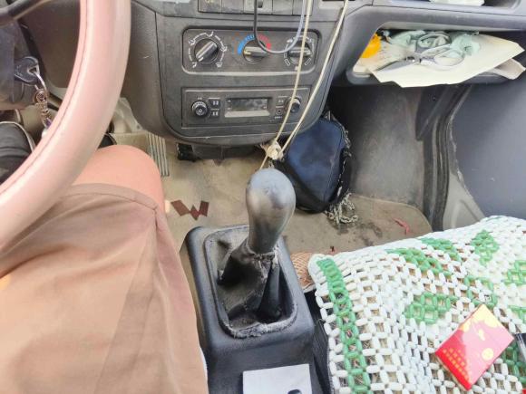 [青岛·鲁B] 二手五菱汽车五菱之光2015款 1.2L 实用型LSI