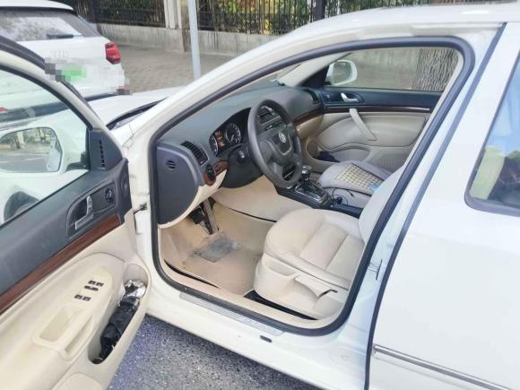 [上海·鲁N] 二手斯柯达明锐2013款 1.6L 自动逸俊版