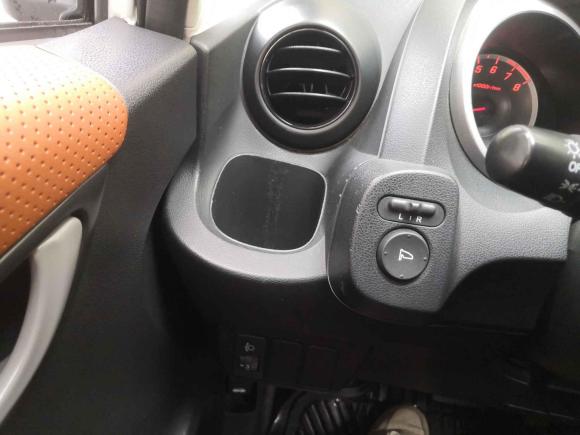 [上海·沪C] 二手本田飞度2011款 1.3L 自动舒适版