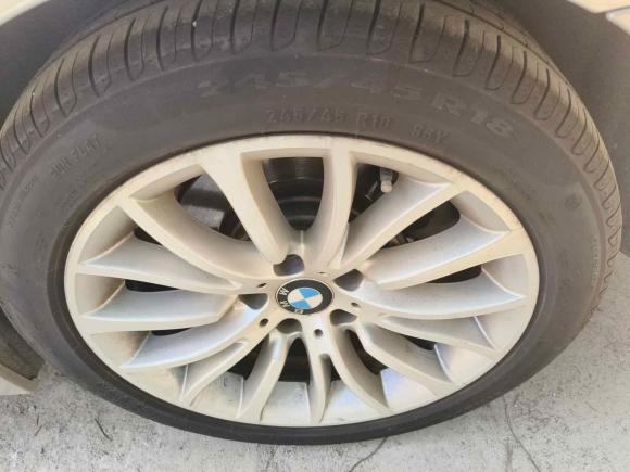 [上海·苏U] 二手宝马宝马5系2014款 525Li 豪华设计套装