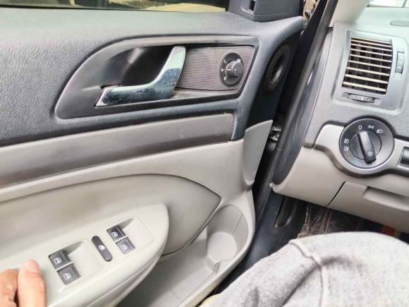 [义乌·浙G] 二手斯柯达明锐2012款 1.6L 自动逸俊版