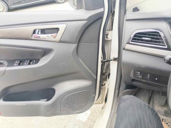 [嘉兴·浙F] 二手长安凯程长安欧尚A6002016款 1.5L 手动豪华型7座