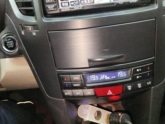 [上海·沪K] 二手斯巴鲁傲虎2010款 2.5i豪华导航版