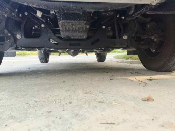 [南京·苏A] 二手依维柯依维柯得意2023款 2.5T A35M1聚财版短轴中顶单胎侧拉门5-9座