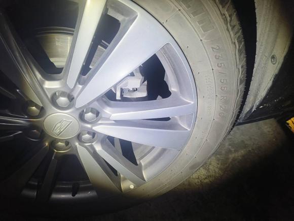 [杭州·浙A] 二手凯迪拉克凯迪拉克XT62021款 28T 六座四驱豪华型至臻音响版