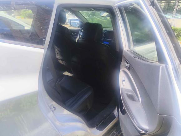 [青岛·鲁B] 二手现代胜达2013款 2.4L 自动四驱尊贵型