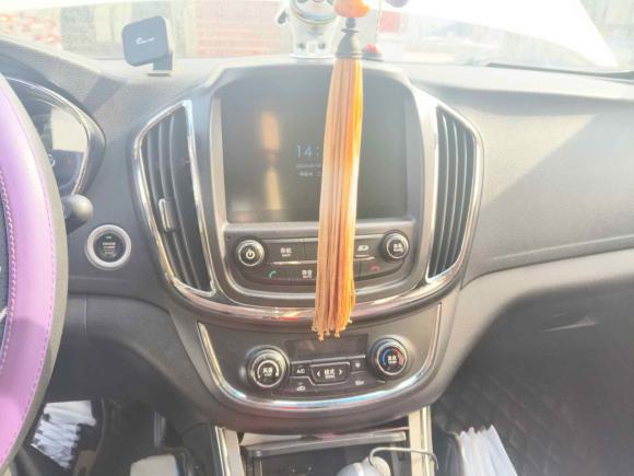 [青岛·鲁B] 二手宝骏宝骏5602016款 1.8L iAMT豪华型