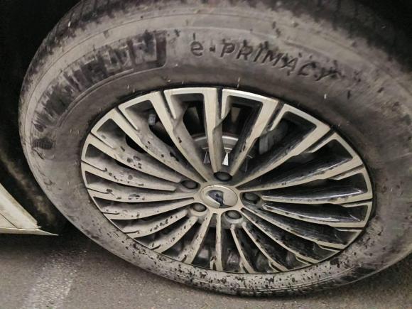 [济南·鲁A] 二手腾势腾势D92022款 DM-i 1040 尊贵型