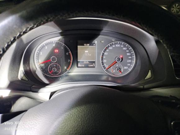 [上海·沪A] 二手大众帕萨特2014款 2.0TSI DSG御尊版