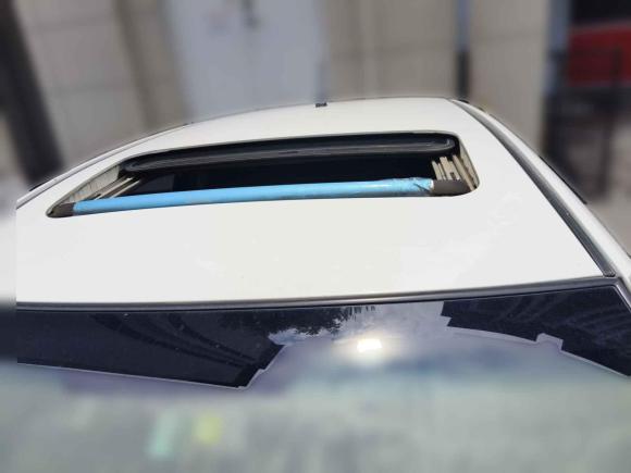 [济南·鲁A] 二手起亚起亚K22015款 两厢 1.4L AT GLS炫酷版