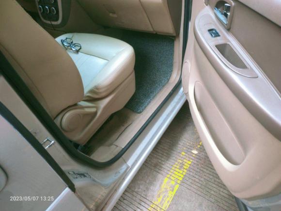 [上海·沪G] 二手别克别克GL82014款 2.4L 经典版