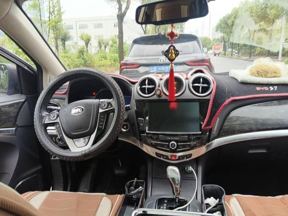 [宁波·浙B] 二手比亚迪比亚迪S72016款 2.0T 自动尊贵型Plus