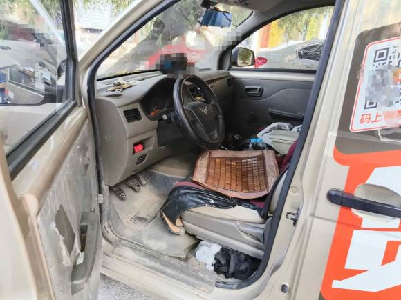 [济南·鲁A] 二手五菱汽车五菱荣光V2019款 1.5L封窗车实用型国VI LAR