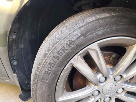 [无锡·苏B] 二手吉利汽车帝豪2017款 三厢百万款 1.5L 手动向上版