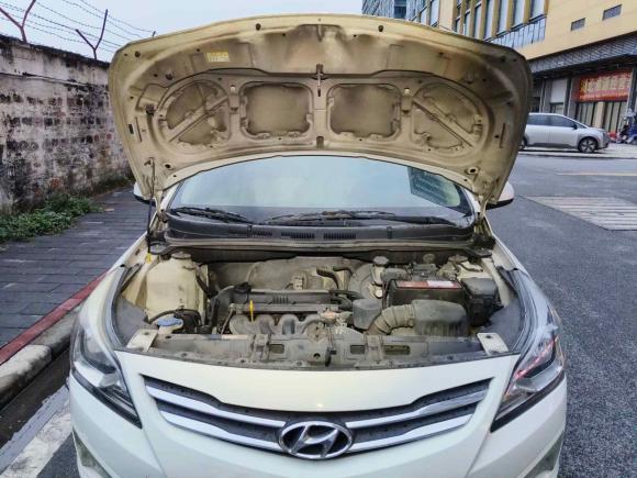 [佛山·粤E] 二手现代瑞纳2014款 1.4L 手动智能型GLS