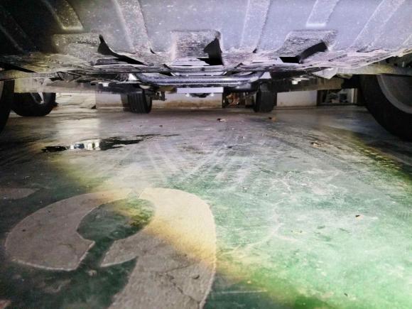 [苏州·苏U] 二手BAW北汽制造锐胜王牌M72023款 2.0L 自动长轴商务型 9座