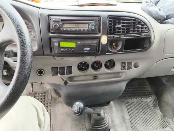 [上海·皖D] 二手福特经典全顺2013款 2.8T柴油后双胎加长轴高顶JX493ZLQ4