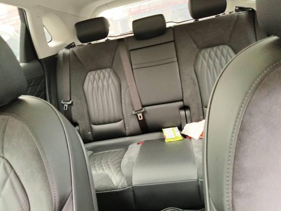 [常州·皖E] 二手红旗红旗HS52022款 2.0T 智联旗享版