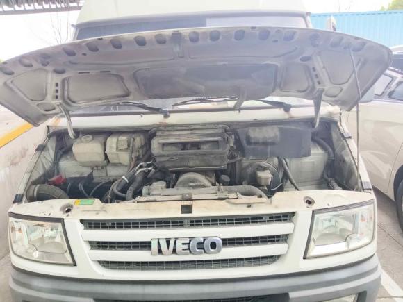 [上海·沪A] 二手依维柯依维柯得意2014款 2.8T-A35 NJ6494ACZ43S4