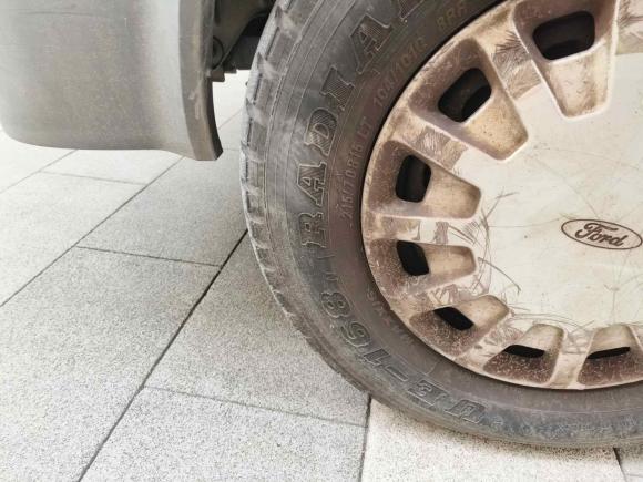 [上海·沪B] 二手福特经典全顺2016款 2.8T柴油短轴6座中顶多功能车JX493ZLQ4