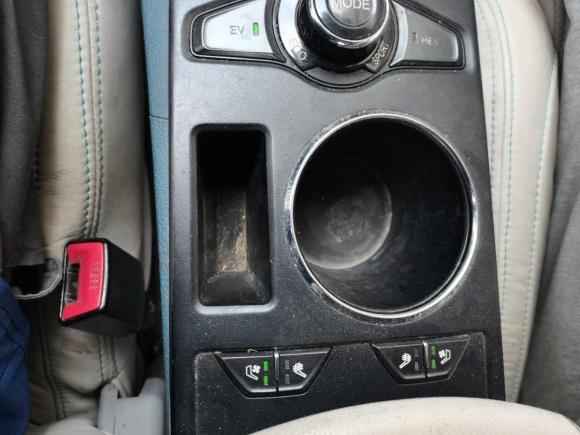 [上海·沪A] 二手比亚迪秦2014款 1.5T 旗舰型