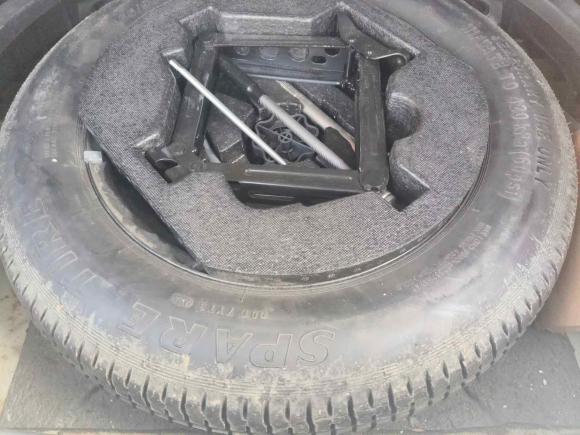 [成都·川A] 二手广汽传祺传祺GS42015款 200T 手动精英版