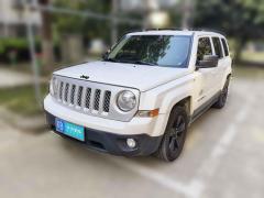 [无锡·苏B] Jeep自由客2014款 2.4L 蛇行珍藏版