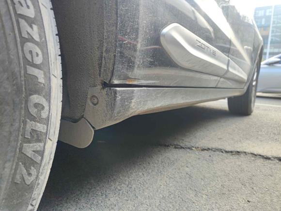 [无锡·苏H] 二手众泰众泰SR92017款 2.0T 手动极致之心版