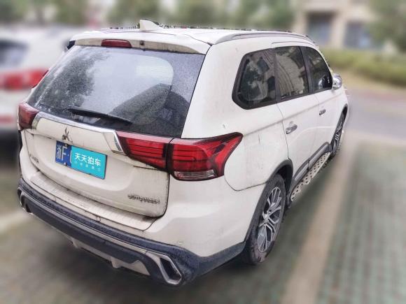 [嘉兴·浙F] 二手三菱欧蓝德2018款 2.0L 两驱荣耀版 5座